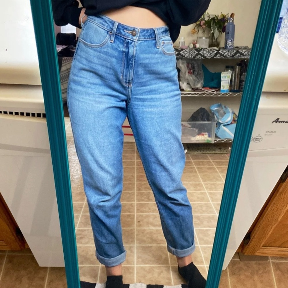 Hollister Mom Jeans